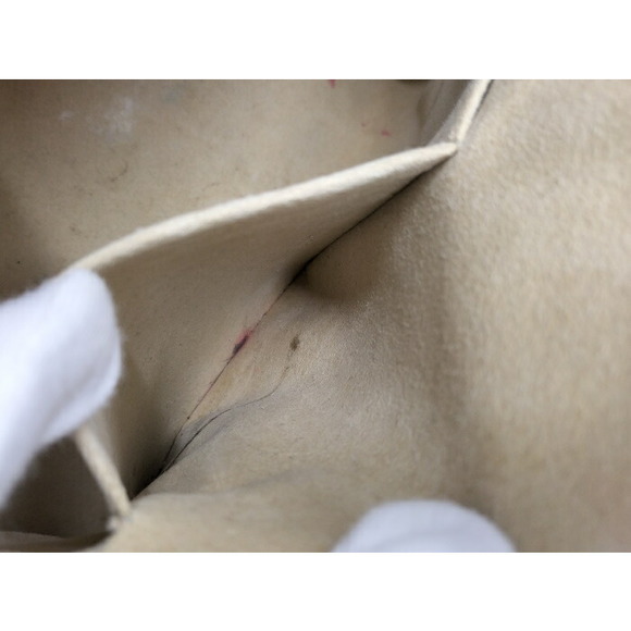 Louis Vuitton Retiro PM Monogram Shoulder Bag - Picture 9 of 10